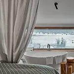 Hotel Milka Boutique 4*