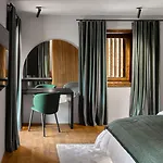 Milka Boutique Hotel 4*