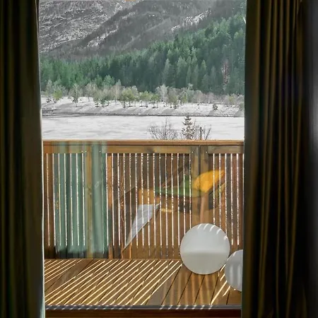 فندق Milka Boutique كْرانْيِسكا غورا