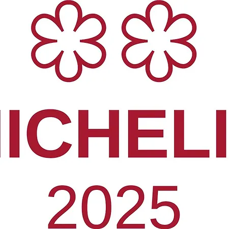 Отель Milka Boutique 4*