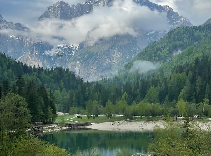 Отель Milka Boutique 4*